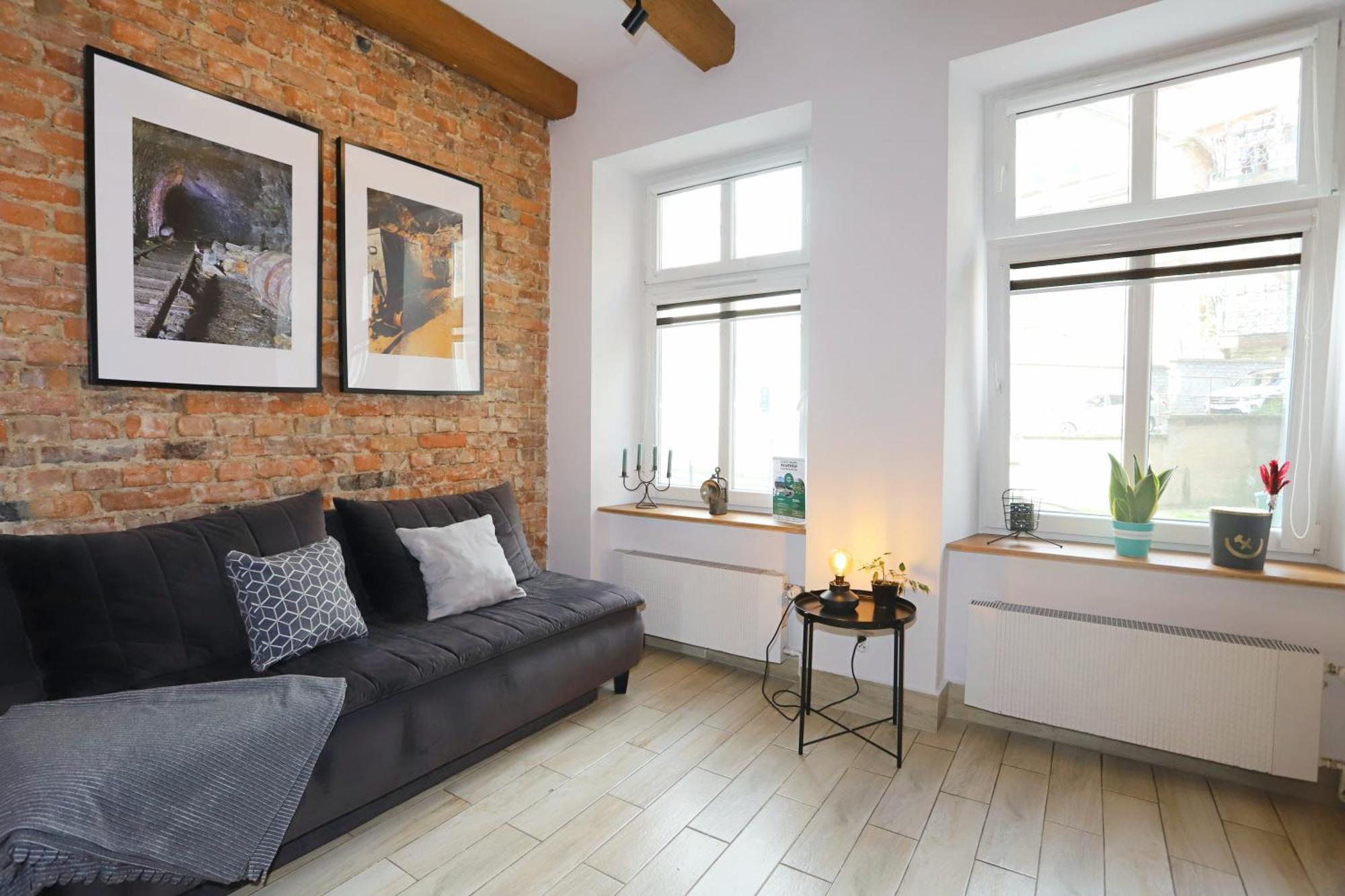 Apartament Gwarek Валбжих Экстерьер фото